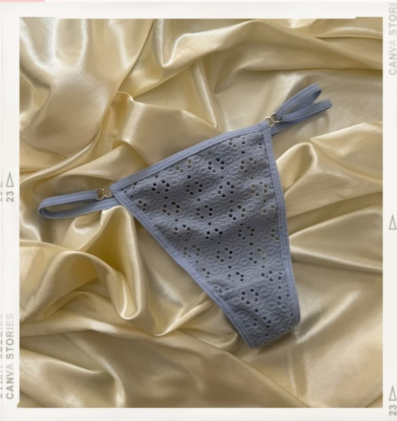 Pantys Gris Bordado - panty gris de encaje ojales - Seduxxion