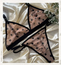 Lunares Nude
